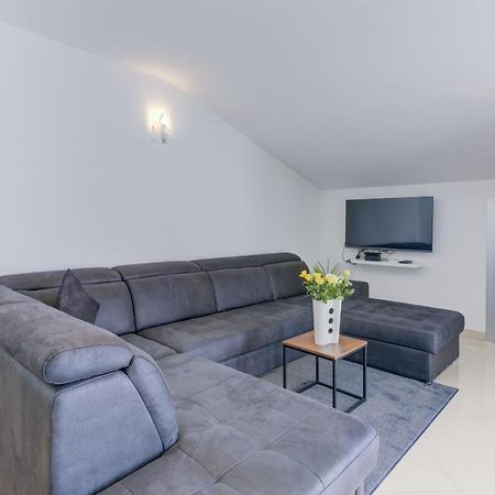 Apartment Cosic Green Klenovica Exterior foto