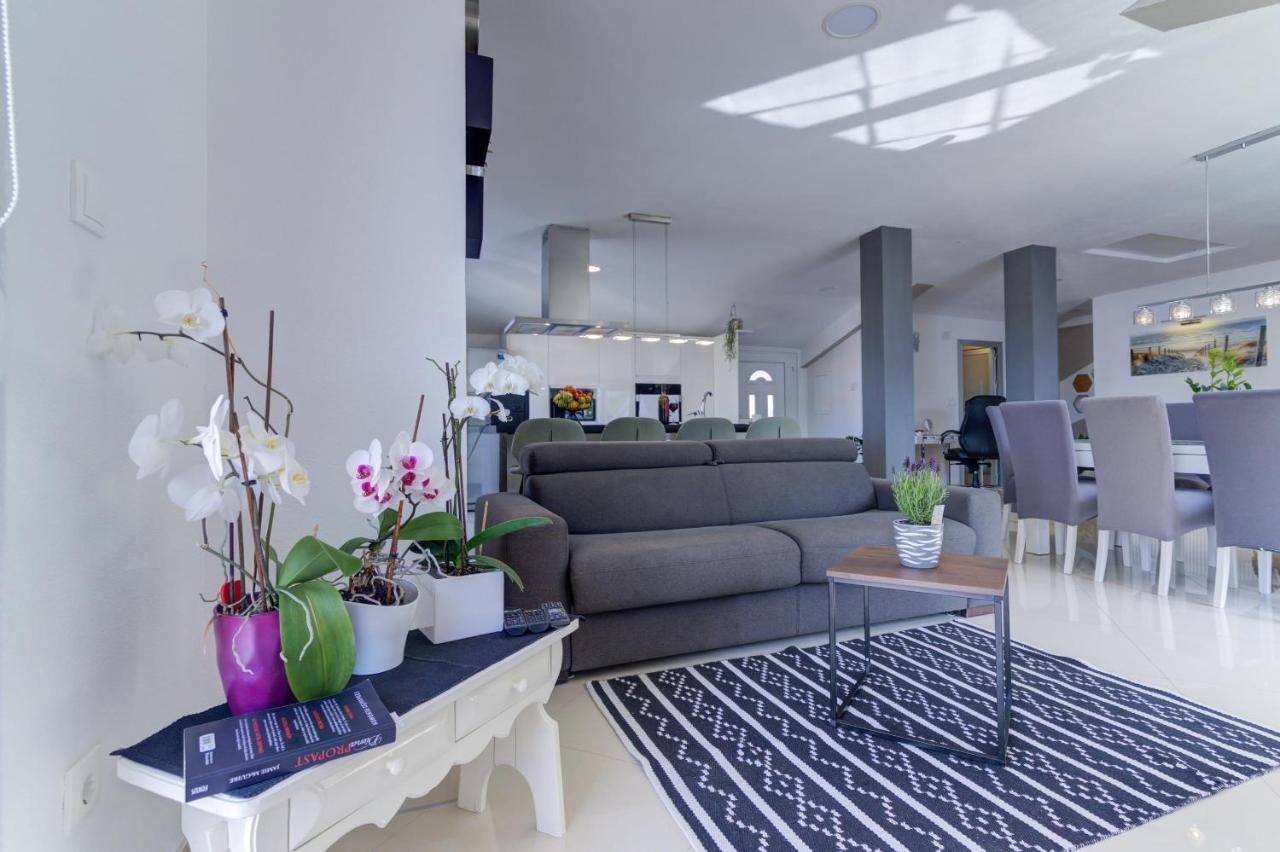Apartment Cosic Green Klenovica Exterior foto
