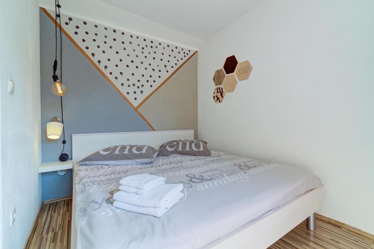 Apartment Cosic Green Klenovica Exterior foto